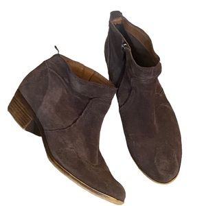Lucky Brand Suede Ankle boots Size 7.5
